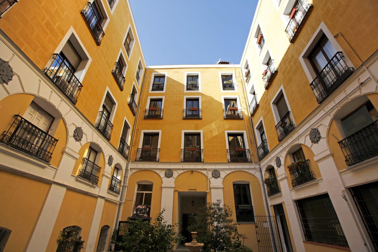 Madrid Centric Suites Экстерьер фото